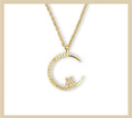 Hylena – Lśniący naszyjnik z księżycem i gwiazdą